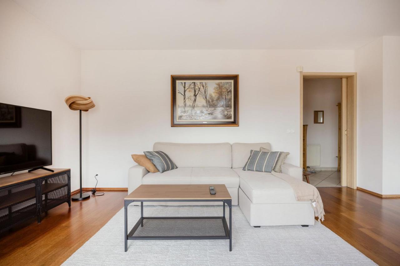 Bright And Spacious Penthouse W/ Terrace & Parking 布达佩斯 外观 照片