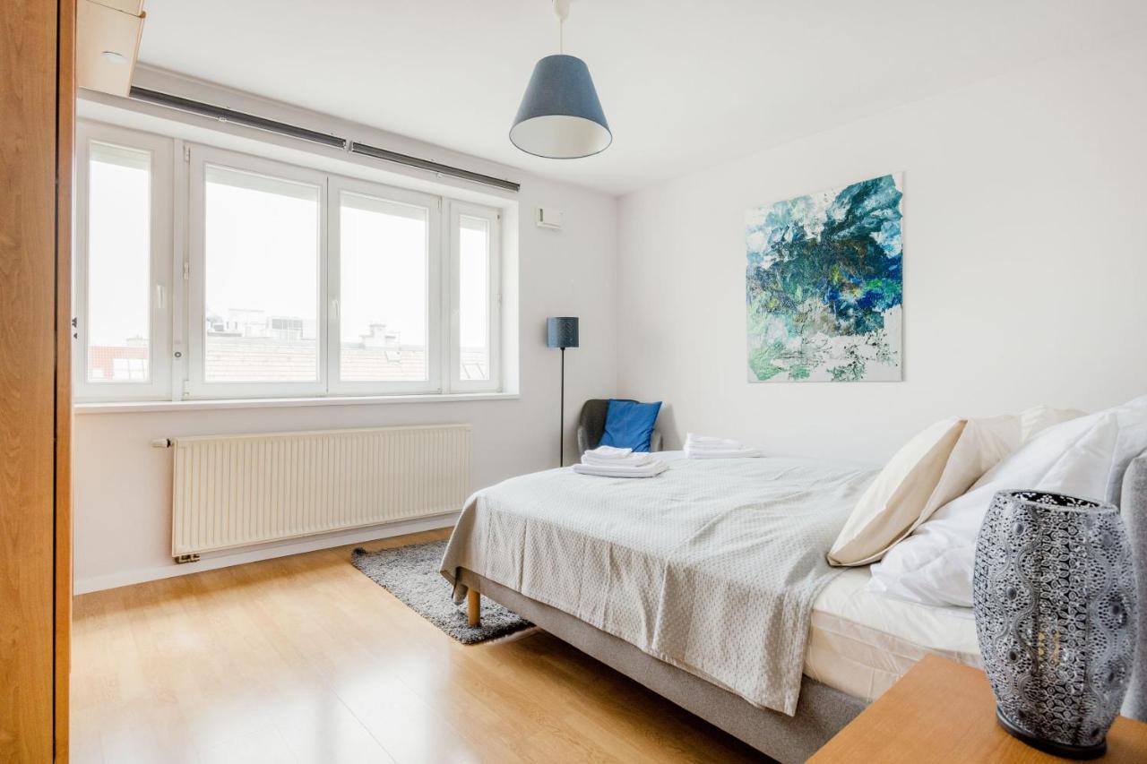 Bright And Spacious Penthouse W/ Terrace & Parking 布达佩斯 外观 照片